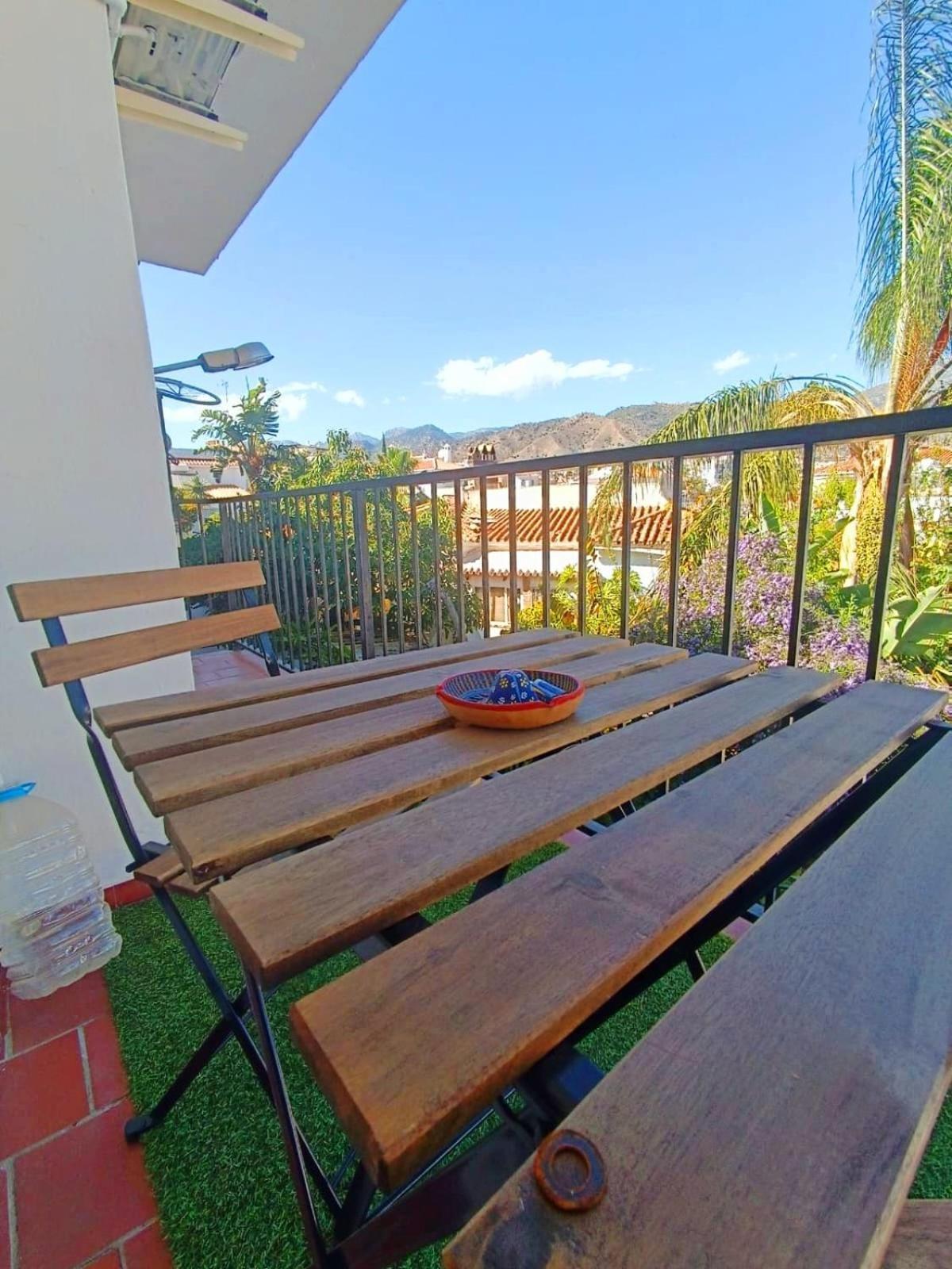 Apartamento Alarve Nerja Bagian luar foto